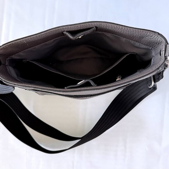 Ampersand As Apostrophe Grey Pebbled Leather Crossbody Bag Minimalist Design - Picture 9 of 11